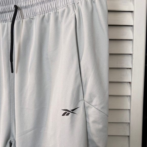 Reebok Light Gray Joggers with Black Accents - Picture 3 of 4